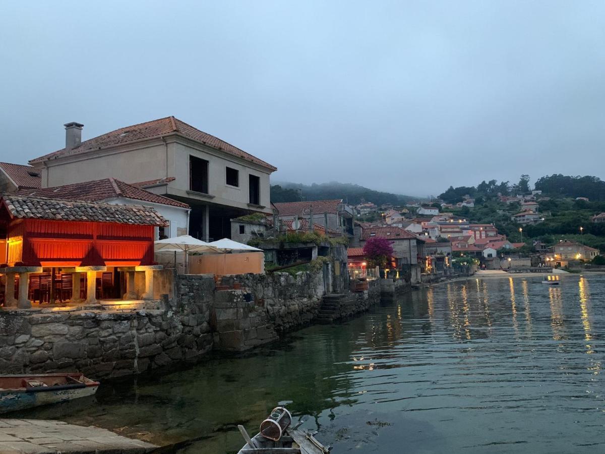 As Adegas Poio Exterior foto