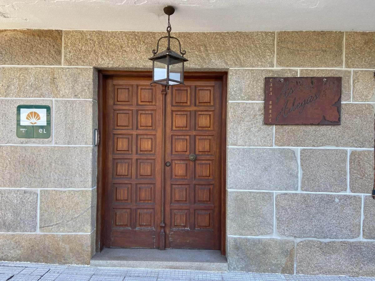 As Adegas Poio Exterior foto